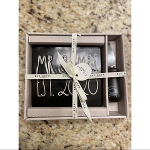 Rae Dunn Mr. & Mrs. Cheese Plate & Knife Set